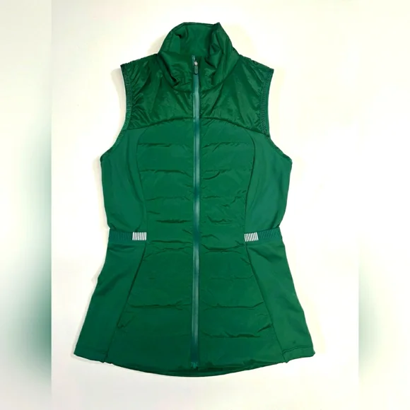 Lululemon Down For It All Vest Color: Everglade Green Women’s Size 6 - Picture 1 of 6